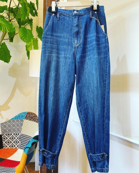 PASSIONEデニム　38size(9号)￥15、400(税込)